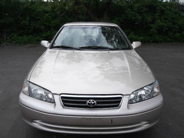 2000 Toyota Camry SEL Sport Utility 4D