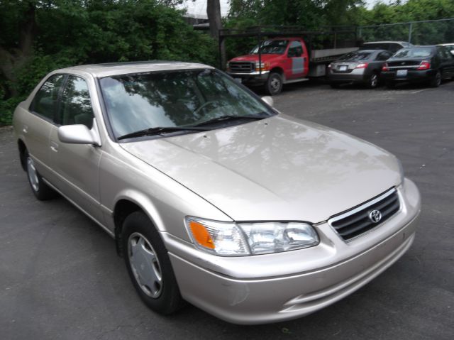 2000 Toyota Camry SEL Sport Utility 4D
