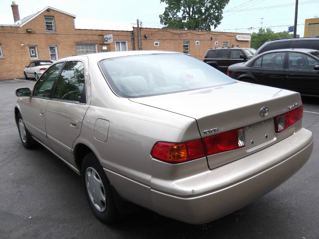 2000 Toyota Camry SEL Sport Utility 4D