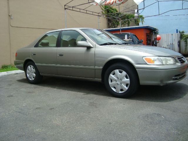 2000 Toyota Camry X