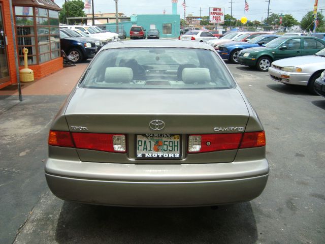 2000 Toyota Camry X