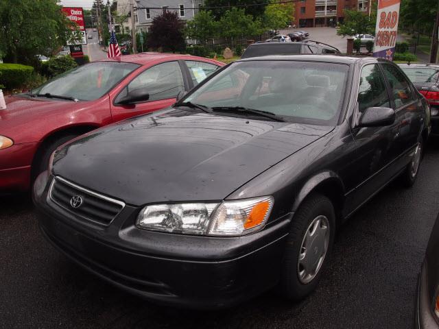 2000 Toyota Camry X