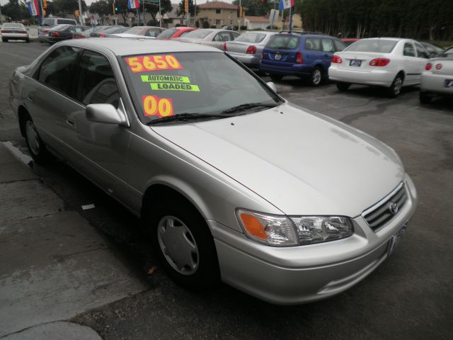2000 Toyota Camry SEL Sport Utility 4D