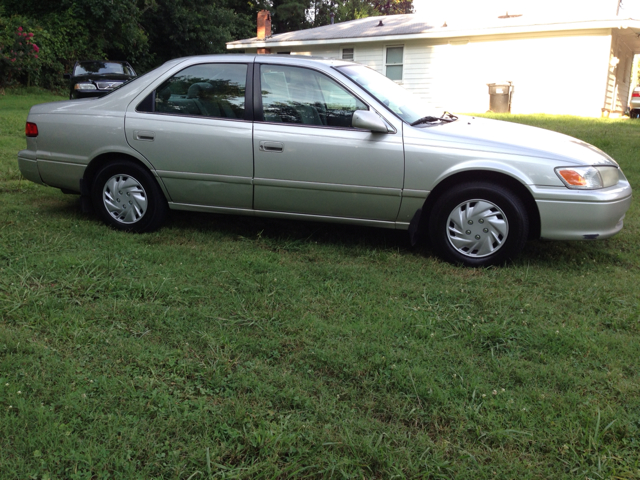 2000 Toyota Camry X