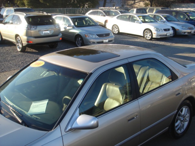 2000 Toyota Camry Ext. Cab 6.5-ft. Bed 4WD
