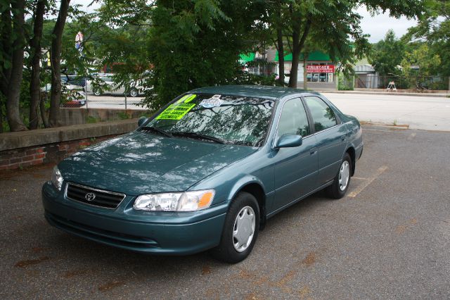 2000 Toyota Camry SEL Sport Utility 4D