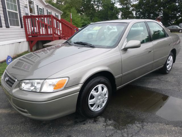 2000 Toyota Camry LT1 Crew Cab