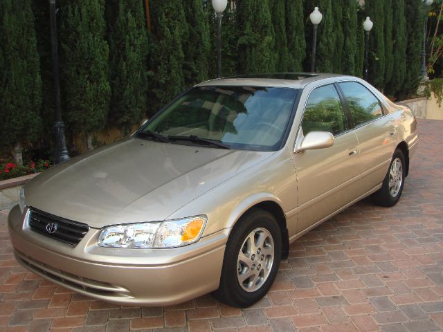 2000 Toyota Camry X