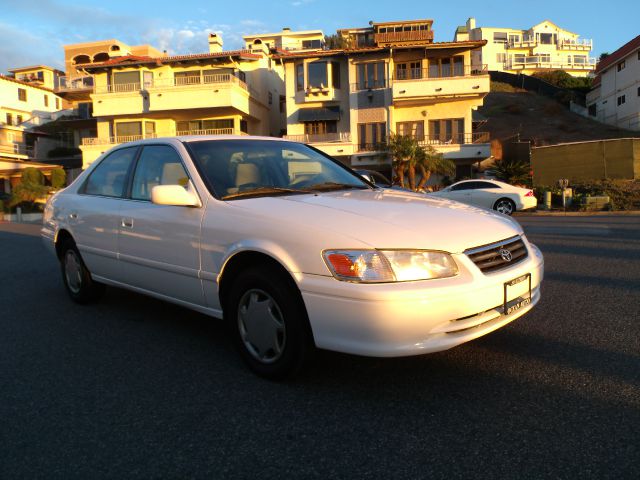 2000 Toyota Camry X