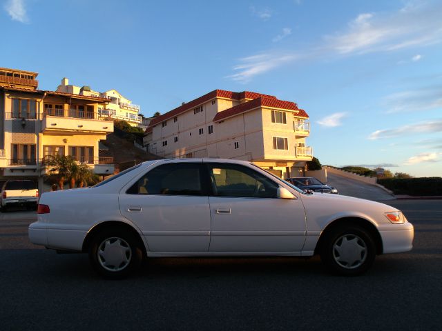 2000 Toyota Camry X