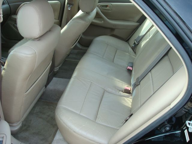 2000 Toyota Camry SEL Sport Utility 4D