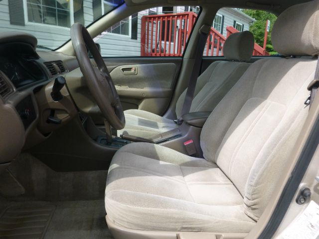 2000 Toyota Camry LT1 Crew Cab