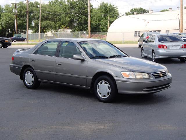 2000 Toyota Camry Unknown