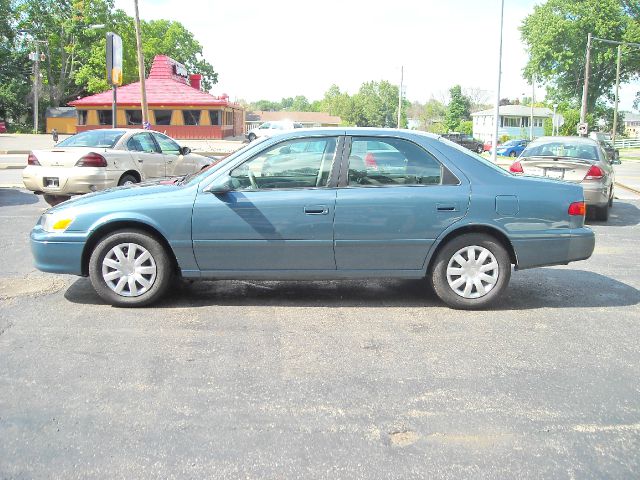 2000 Toyota Camry X