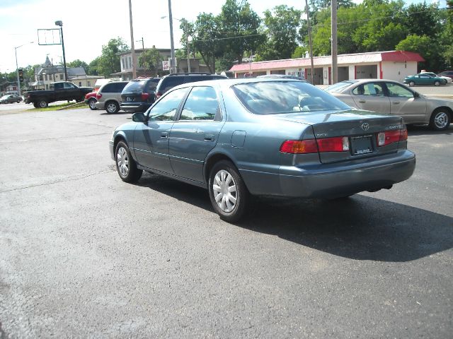 2000 Toyota Camry X