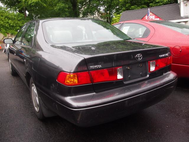 2000 Toyota Camry X