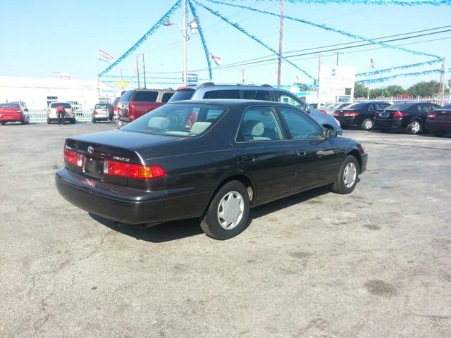 2000 Toyota Camry SEL Sport Utility 4D