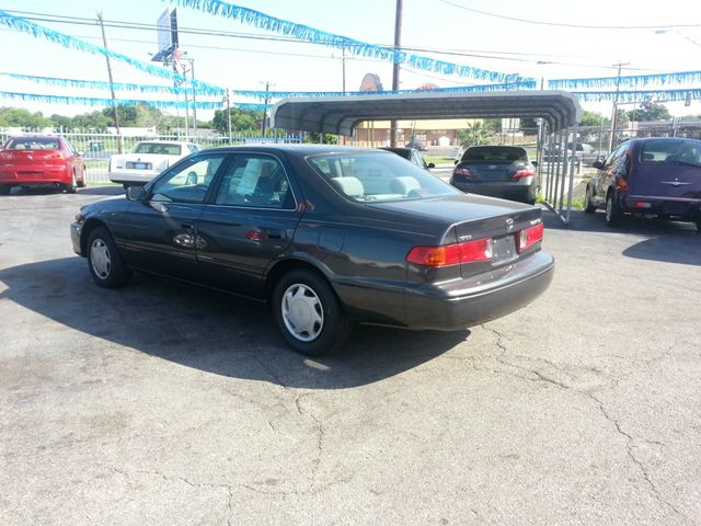 2000 Toyota Camry SEL Sport Utility 4D