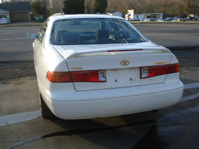 2000 Toyota Camry X