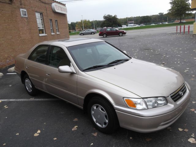 2000 Toyota Camry SEL Sport Utility 4D