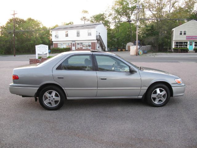 2001 Toyota Camry T6 AWD 7-passenger Leather Moonroof