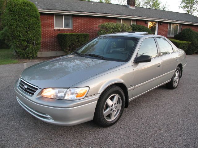 2001 Toyota Camry T6 AWD 7-passenger Leather Moonroof