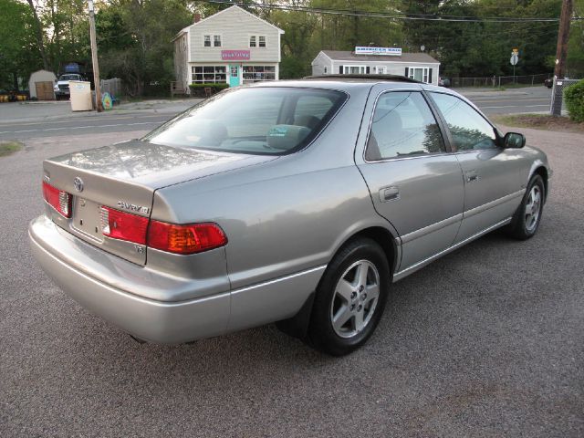 2001 Toyota Camry T6 AWD 7-passenger Leather Moonroof