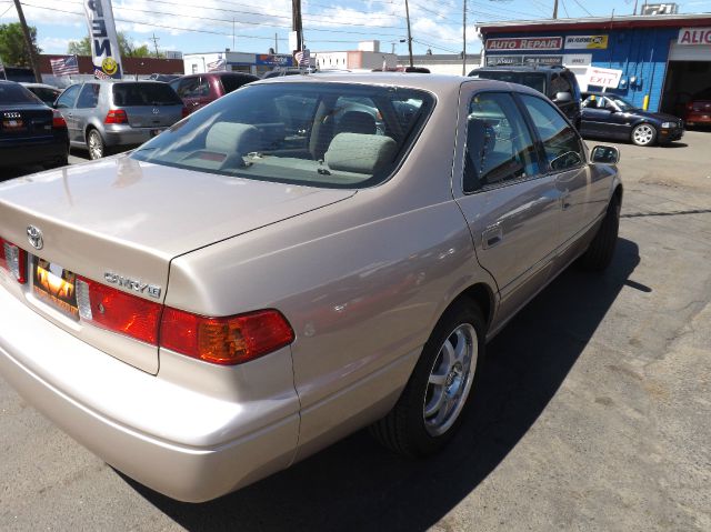 2001 Toyota Camry X