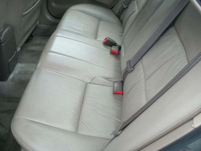 2001 Toyota Camry Ext. Cab 6.5-ft. Bed 4WD