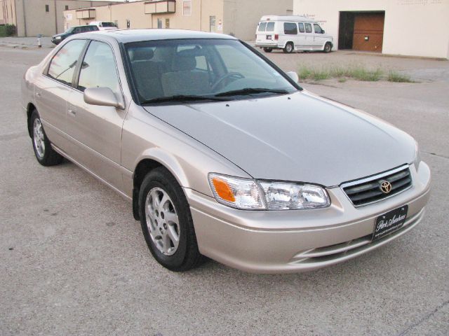 2001 Toyota Camry SEL Sport Utility 4D