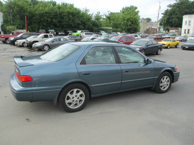 2001 Toyota Camry X