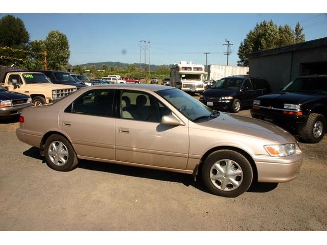 2001 Toyota Camry SEL Sport Utility 4D
