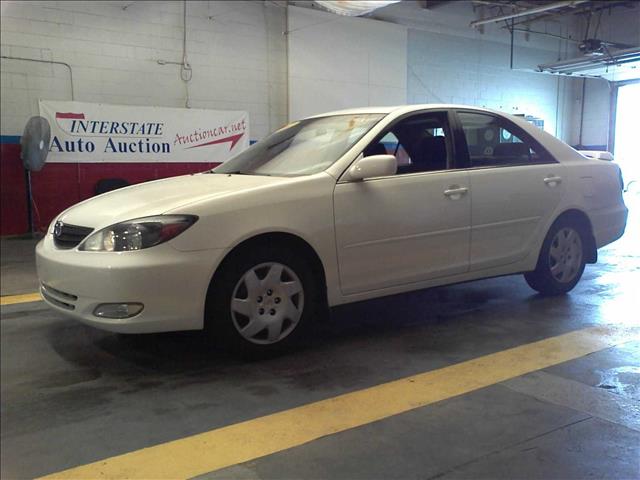 2002 Toyota Camry 5D Sedan