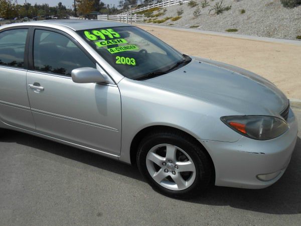 2003 Toyota Camry SE