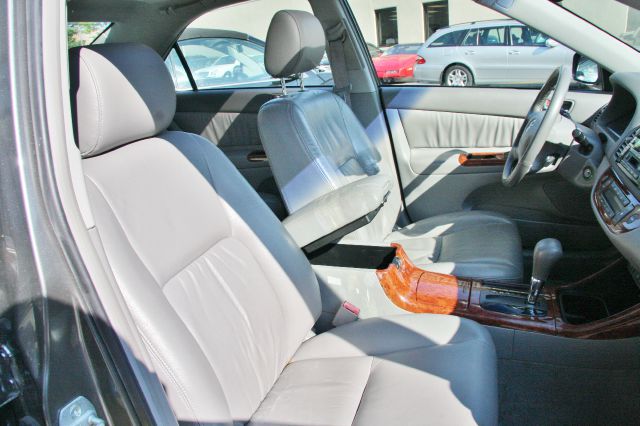 2003 Toyota Camry Ext. Cab 6.5-ft. Bed 4WD