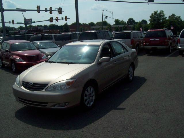 2003 Toyota Camry Ext. Cab 6.5-ft. Bed 4WD