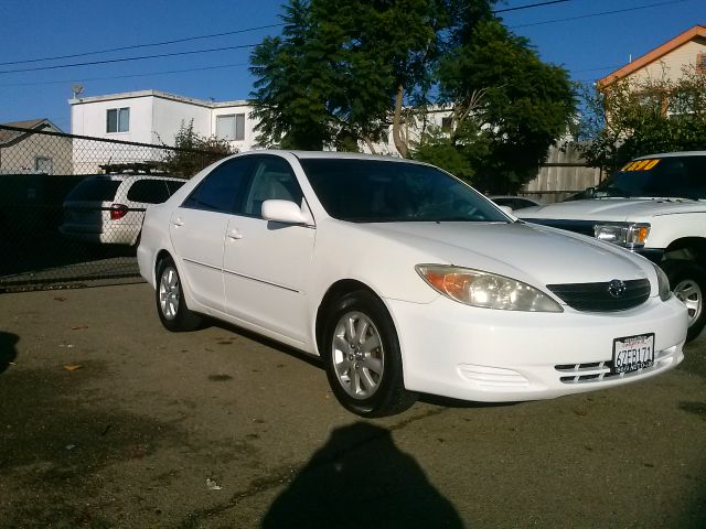 2003 Toyota Camry Ext. Cab 6.5-ft. Bed 4WD