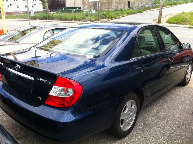 2003 Toyota Camry Ext. Cab 6.5-ft. Bed 4WD