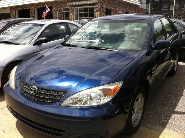 2003 Toyota Camry Ext. Cab 6.5-ft. Bed 4WD