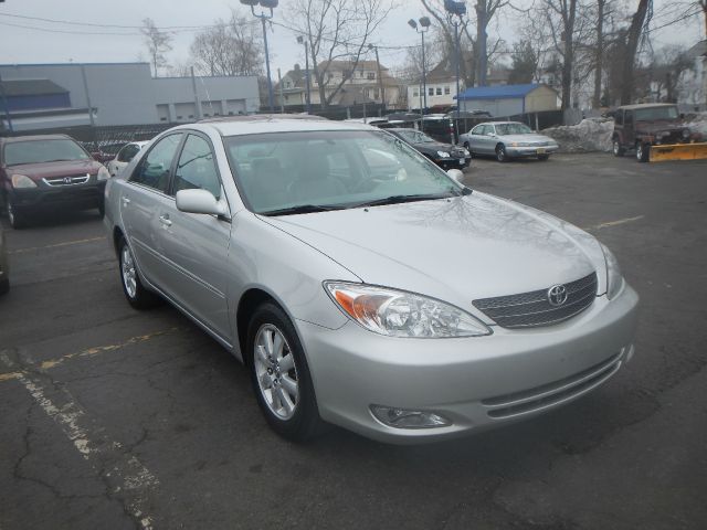 2004 Toyota Camry SEL Sport Utility 4D