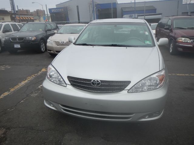 2004 Toyota Camry SEL Sport Utility 4D