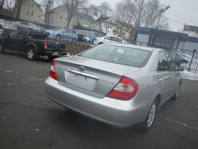 2004 Toyota Camry SEL Sport Utility 4D