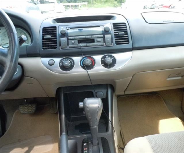 2004 Toyota Camry SE