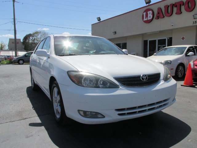 2004 Toyota Camry SE