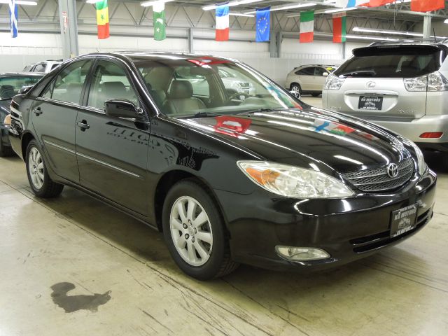 2004 Toyota Camry Ext. Cab 6.5-ft. Bed 4WD
