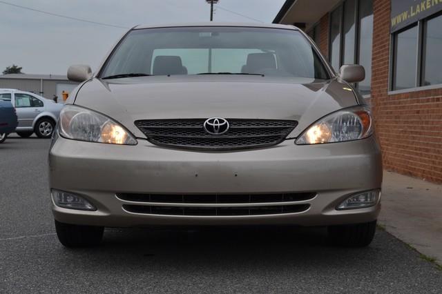 2004 Toyota Camry SEL Sport Utility 4D