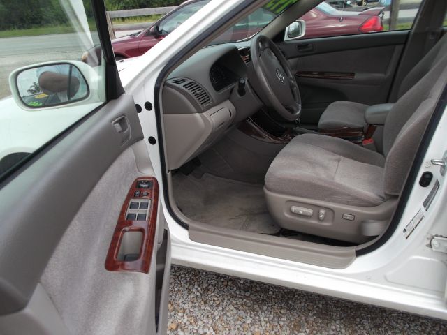 2004 Toyota Camry SE