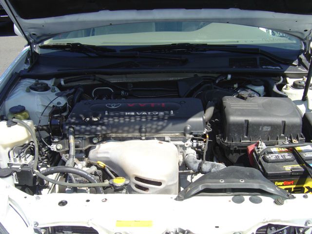 2004 Toyota Camry Bucket Lift