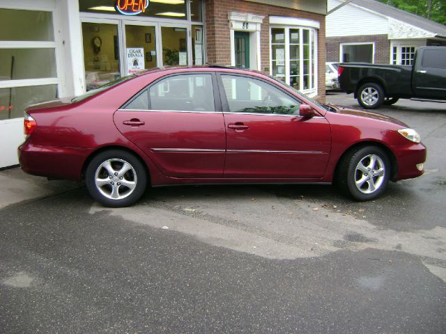 2005 Toyota Camry SEL Sport Utility 4D