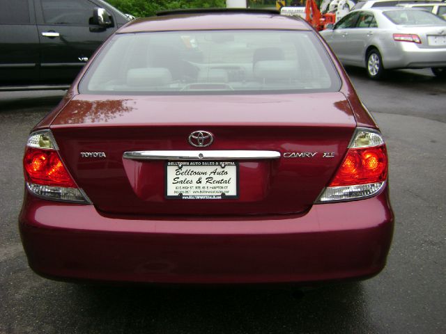 2005 Toyota Camry SEL Sport Utility 4D
